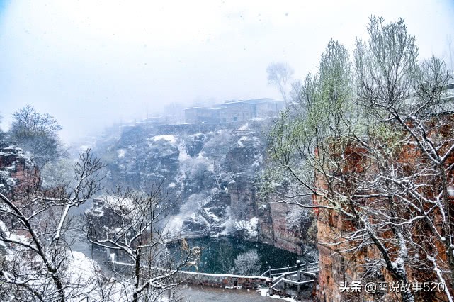 从免费到门票80，太行山下郭亮村，因何成为河南最热旅游村？