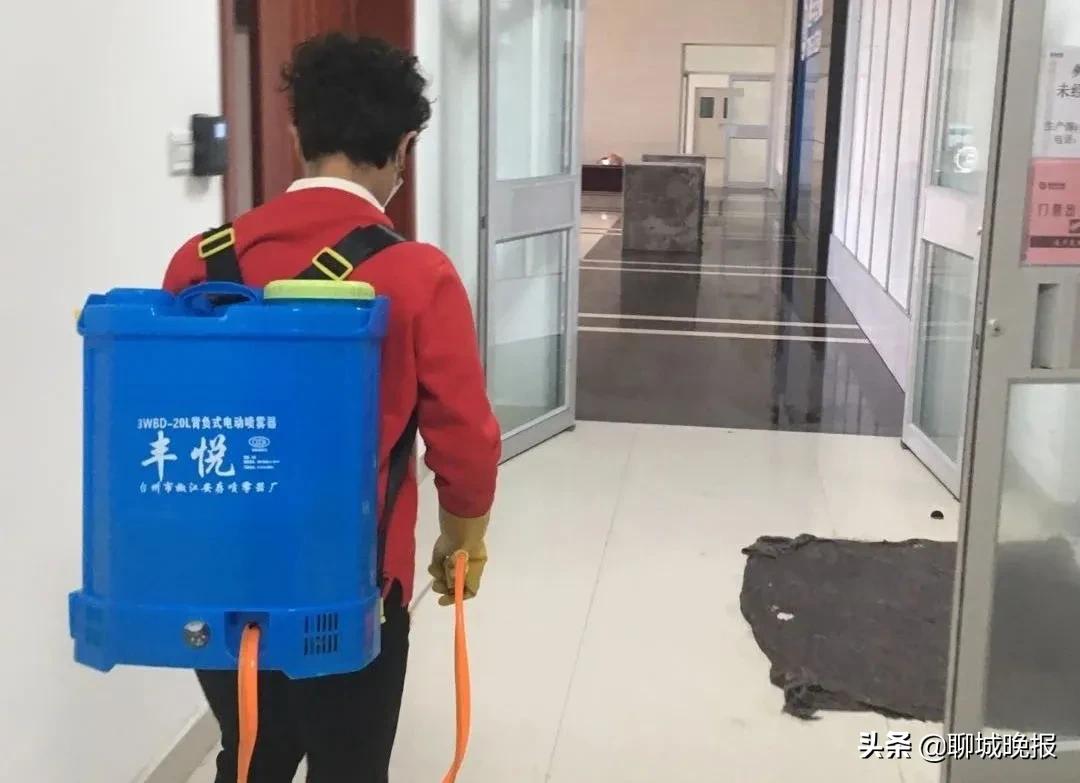 为了小区安全我们一直在行动,为了业主的安全保驾护航