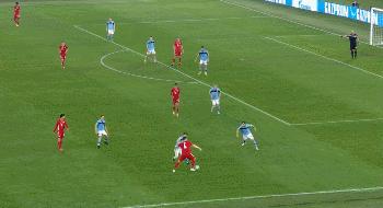 穆西亚拉和梅西差距,穆西亚拉盘带梅西