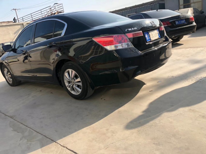 农村人就是图个实惠，09年雅阁家用足够了，有面子也有里子。