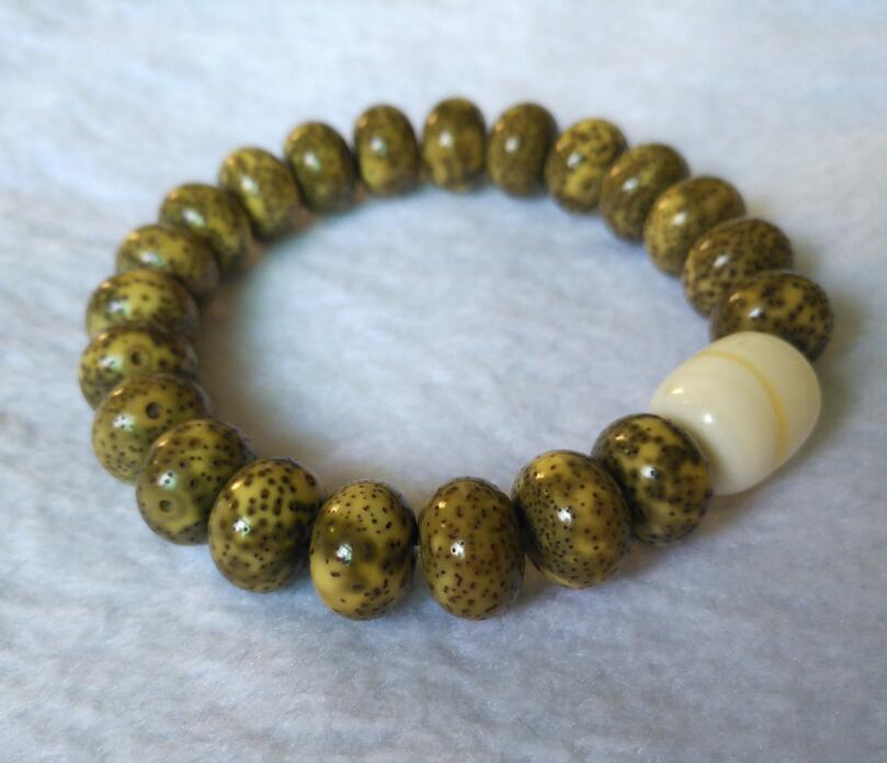 过度炒作的文玩,玉化星月价格表