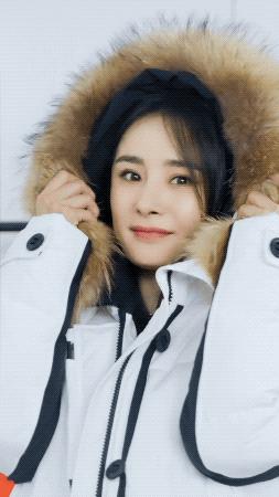 推荐几款最好看的羽绒服,冬天比较暖和的平价羽绒服品牌