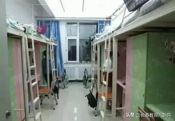 全国高校宿舍奢华排行,各个学校宿舍大比拼