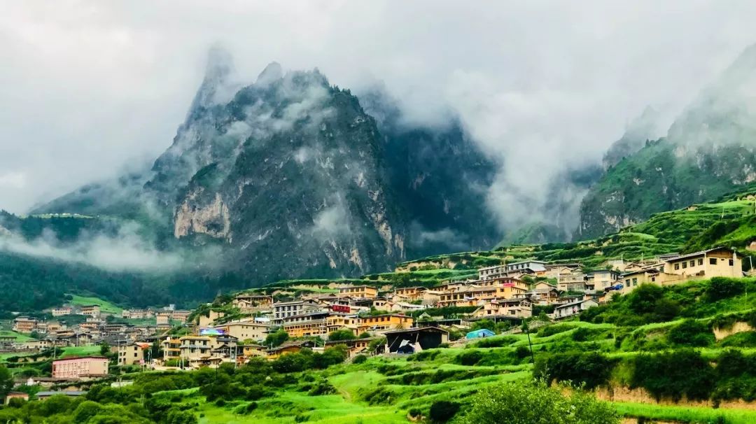 最值得去的10个国外旅行地,国内最值得去的二十个城市