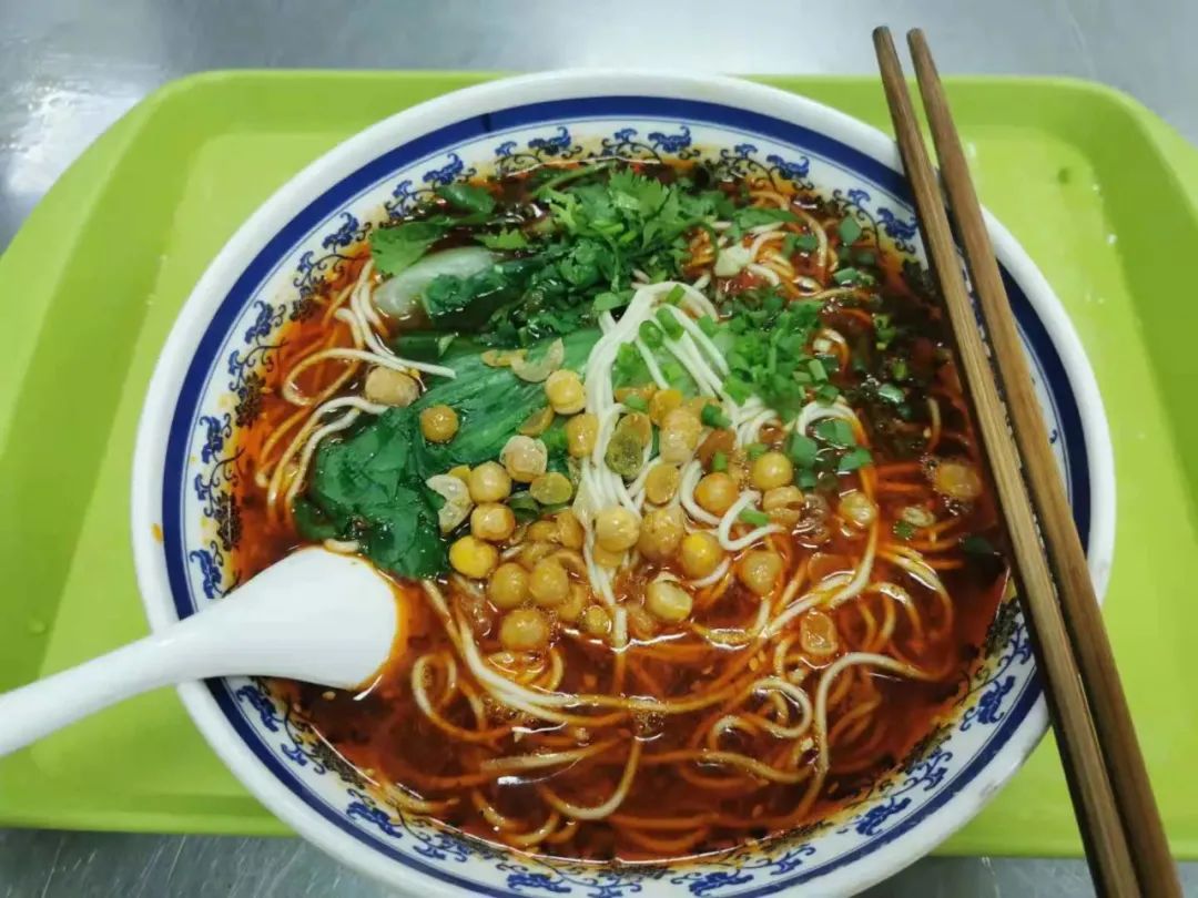 全国高校食堂美食排名,高校美食大赏隔壁都馋哭了