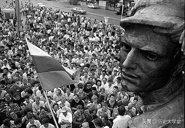 海参崴在我国什么位置,海参崴在俄罗斯的什么位置