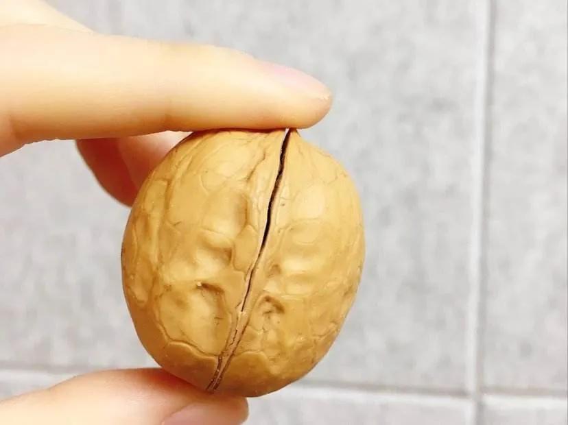 核桃对人体有5大惊人好处,核桃对哪些人有坏处