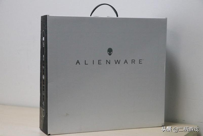 2W6的外星人怎样？柄友分享外星人m15R3游戏本开箱及使用感想