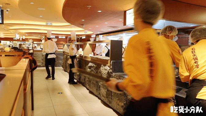 火锅界的排队王最多能排到986桌,火锅排队王