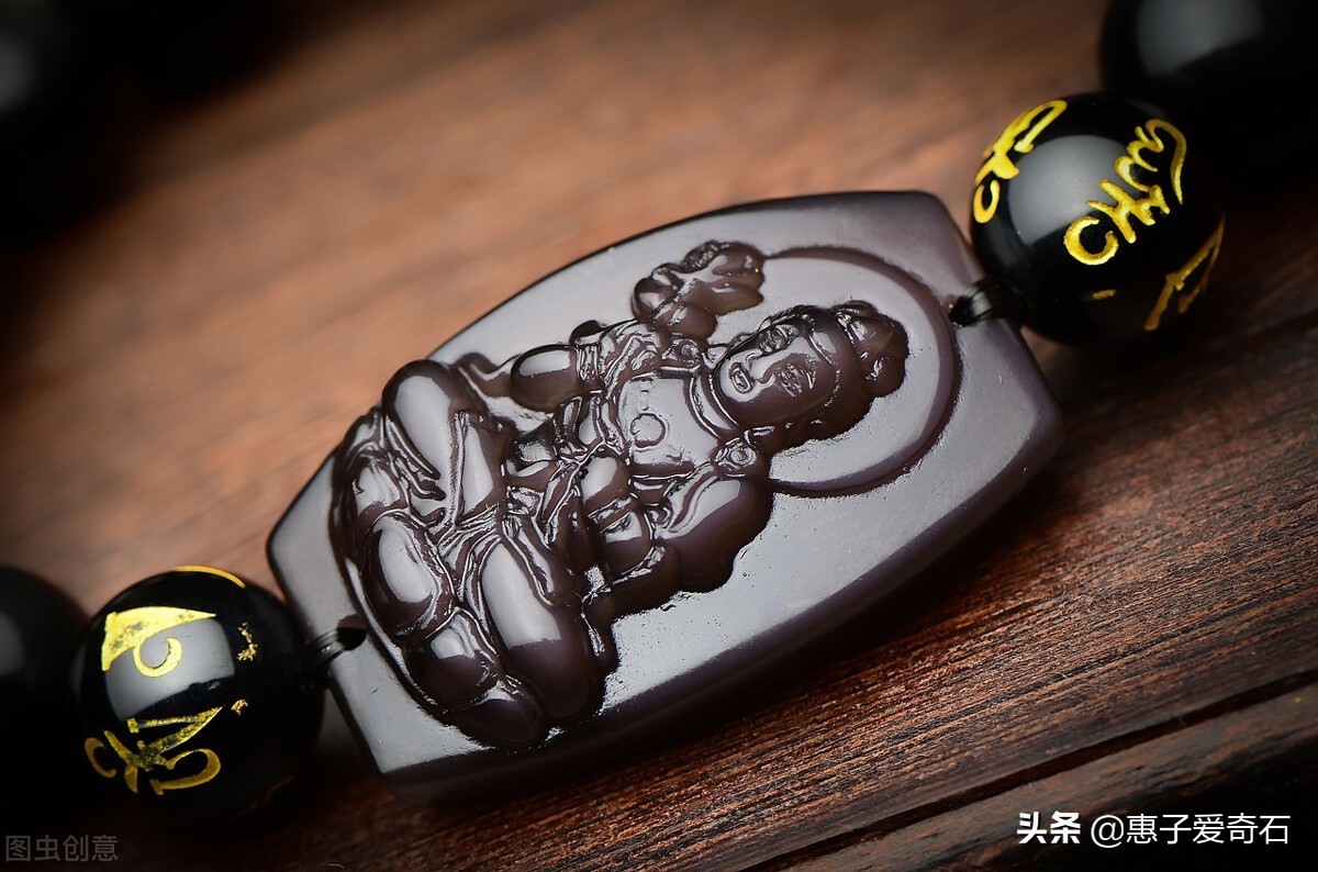 在路边捡的钻石是真的吗,捡到钻石确认真假