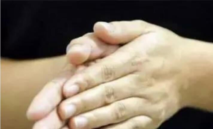 坐月子婴儿感冒了怎么办,坐月子妈妈感冒了怎么办