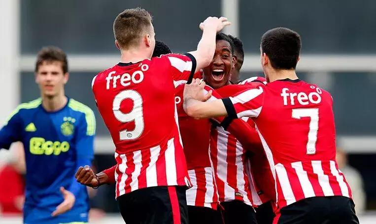 鹿特丹vs乌德勒门将出击,埃因霍温fc阿尔梅勒城比赛结果