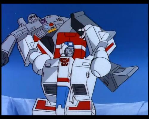 真人版的变形金刚对战霸天虎,变形金刚汽车人和霸天虎战斗