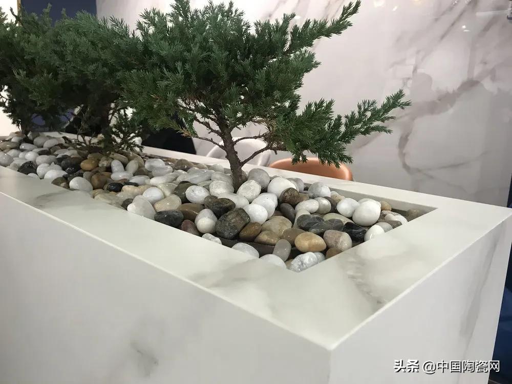 做瓷砖设计师的前景,现在做瓷砖经销商还有前途吗