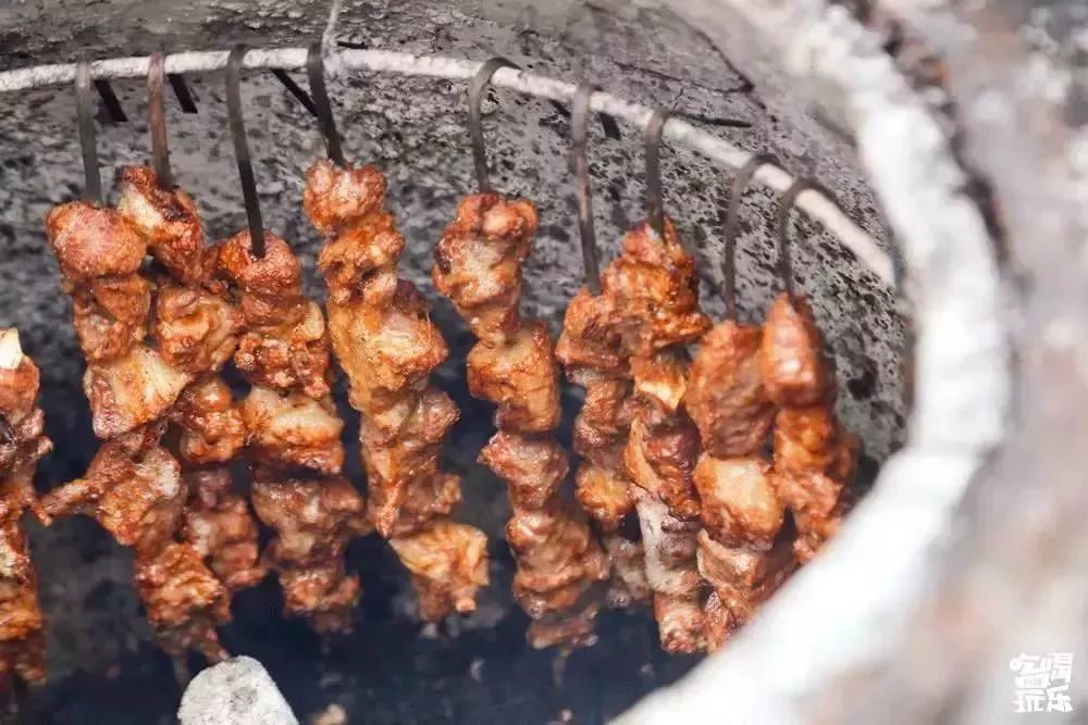 贺龙体育馆附近好吃的小吃,贺龙体育馆附近吃的美食推荐