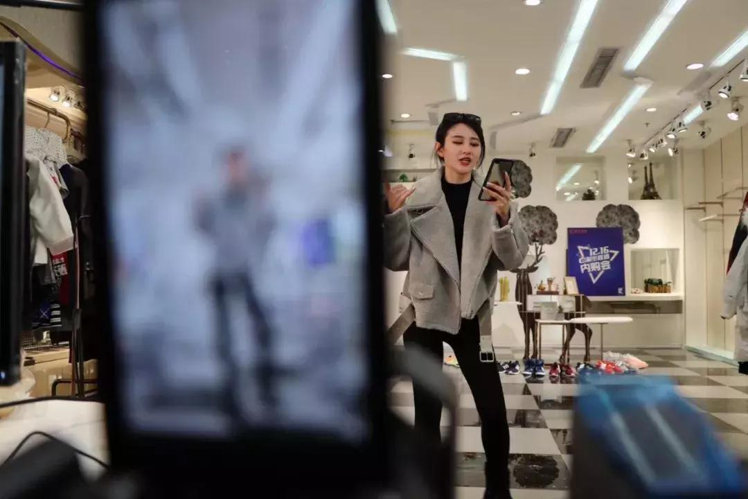 直播助理有哪些必备技能?听听薇娅、六公主的助理们怎么说