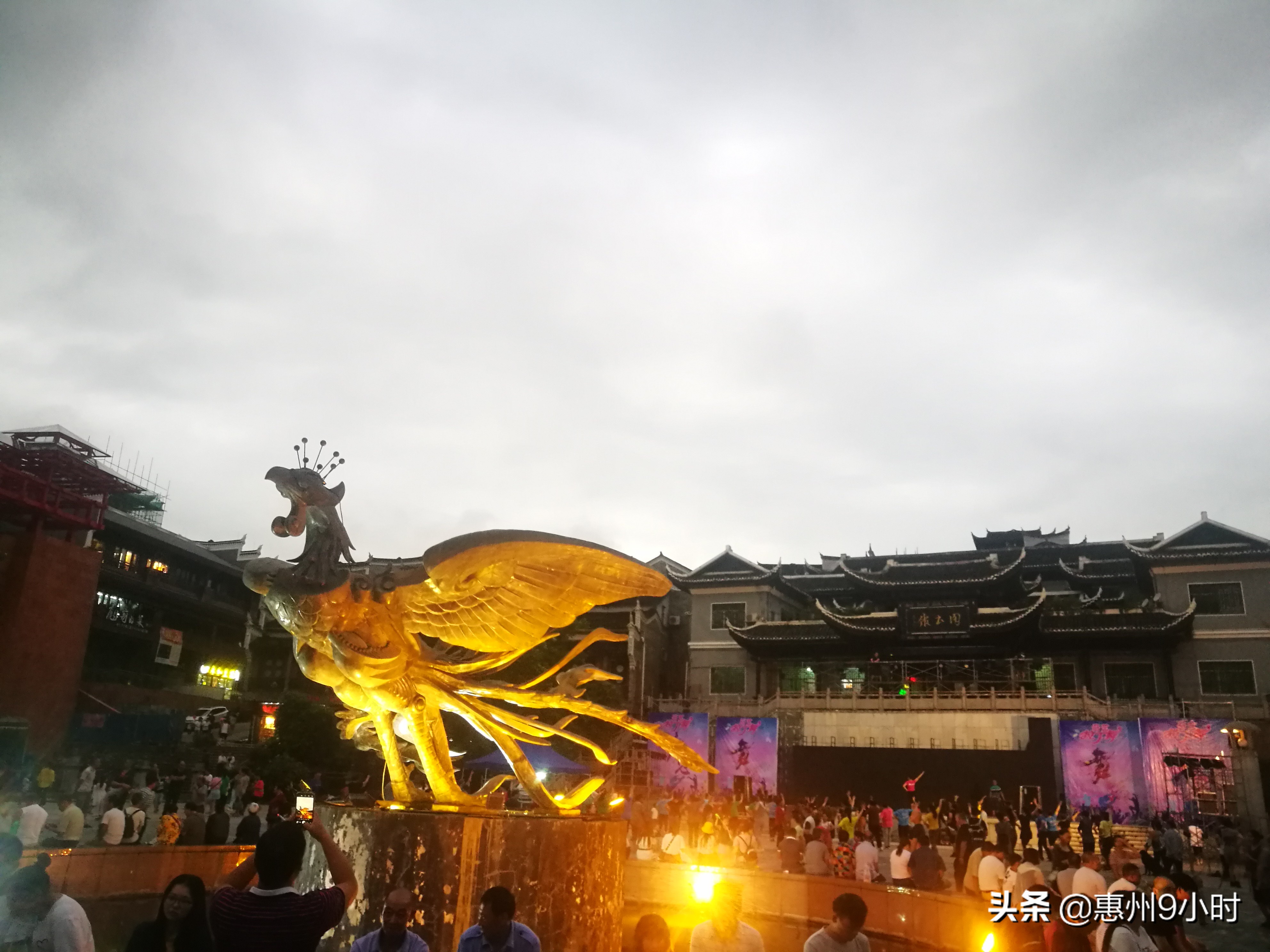 凤凰古镇一个有意义的城市,凤凰古城是个美丽的地方