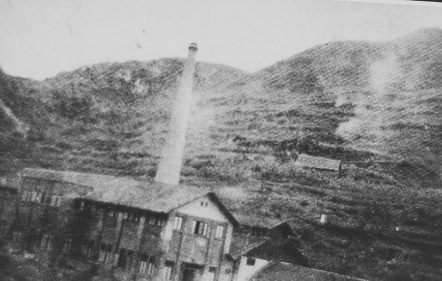 云南云光厂，83年的老字号，背山临湖，诞生中国首架*用军**望远镜