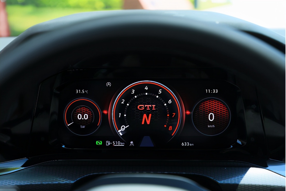 八代高尔夫gti赛道表现,全新高尔夫gti试驾