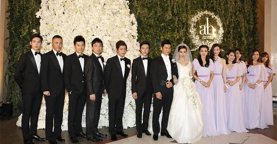 野兽派一支玫瑰多少钱,野兽派2万多的花