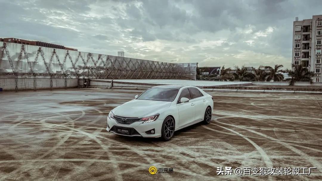 老锐志改装外观最佳案例爆改,锐志改装后有多好开你知道吗