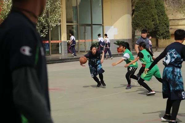 包钢实验二小篮球队,包头市实验二小篮球队