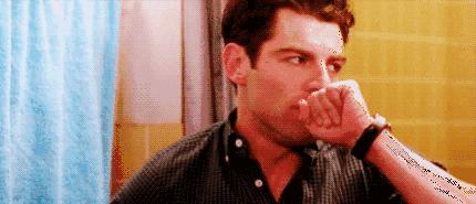 上厕所被水花溅到怎么处理,小便时被马桶水溅到了怎么处理