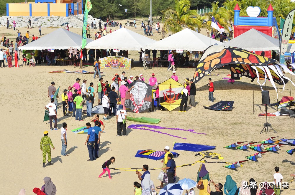 在天上飞的风筝图片,风筝飞在高空的样子