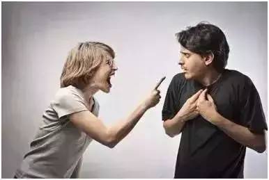 最怕的是嫁的不如父亲的男人,这辈子最怕嫁给像父亲一样的男人