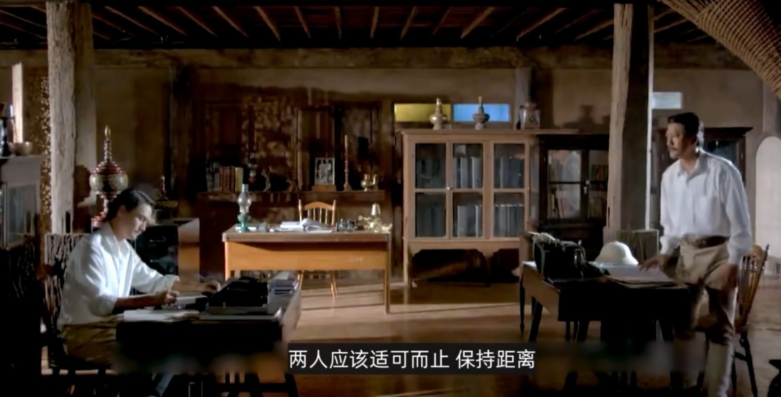 丈夫用锁链“囚”出轨妻与侄的故事，撕开了爱情与婚姻的底色