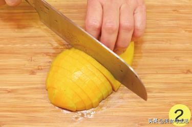 牛奶和什么水果做奶昔好喝,只要一杯牛奶就能做的冰淇淋