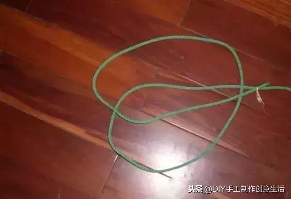 布条线桃花拖鞋编织教程,旧布条编拖鞋方法