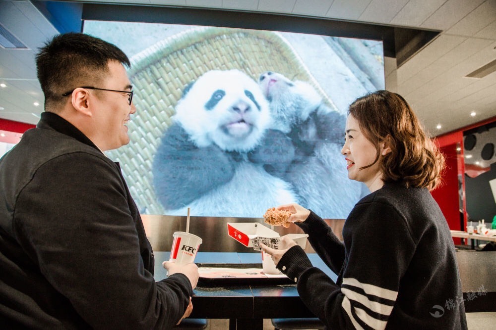 春熙路被评为高品位步行街,春熙路商圈从辉煌到衰败