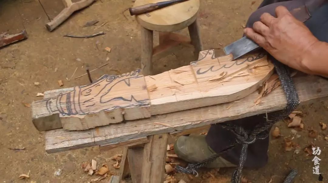 近日李子柒视频走红,李子柒爷爷最火视频