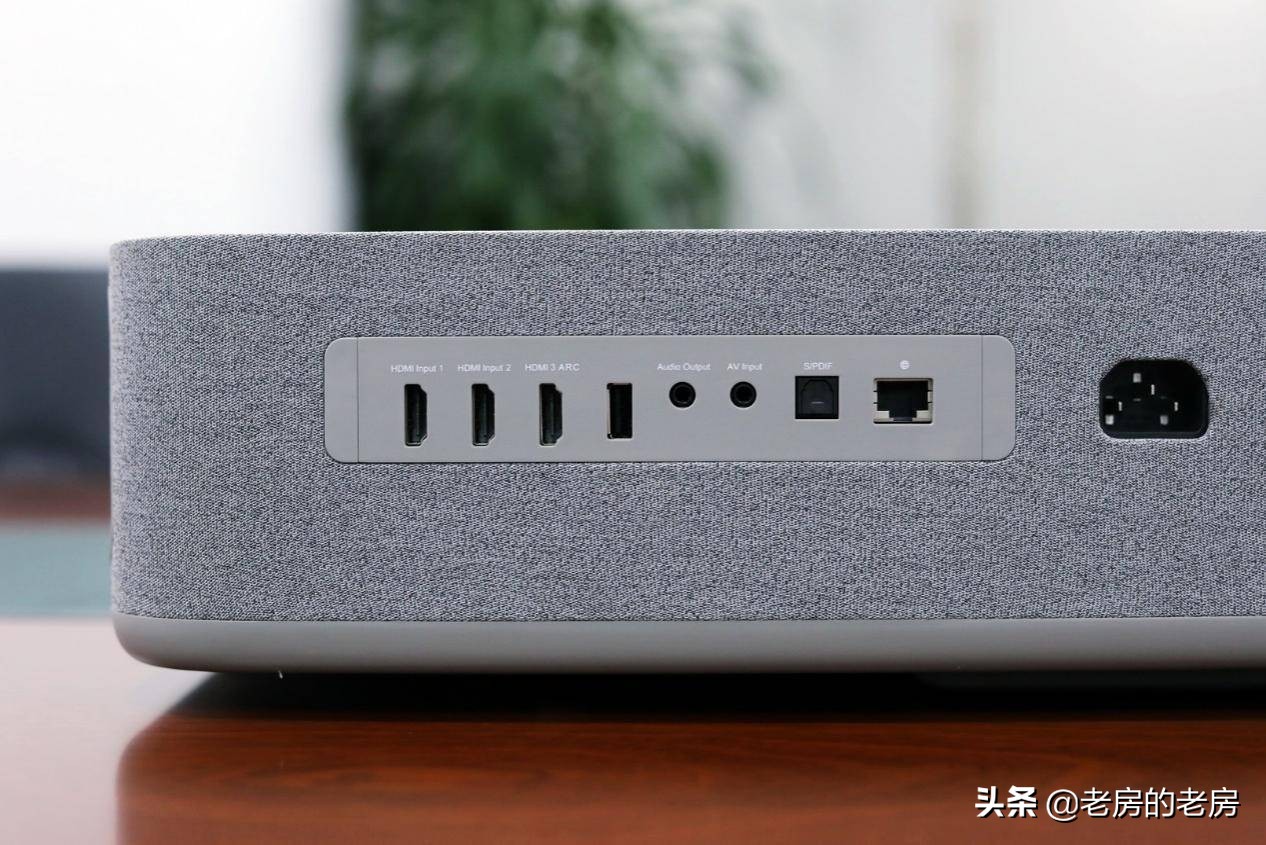 电视投影仪激光电视怎么选,选激光电视还是投影仪