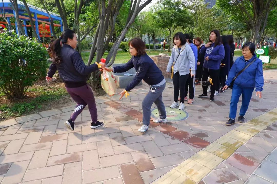 番禺｜昨天，桥南“半边天”比久违的阳光更有活力！