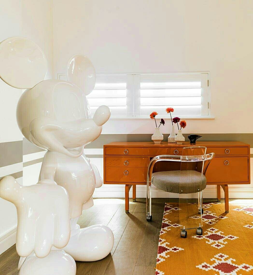 简单的色彩营造出丰富的质感,简单质感表现