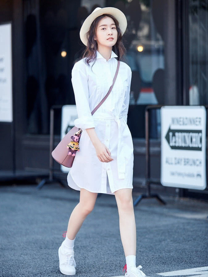 阔腿长牛仔裤怎么变九分裤,显瘦显高八分九分牛仔裤长裤