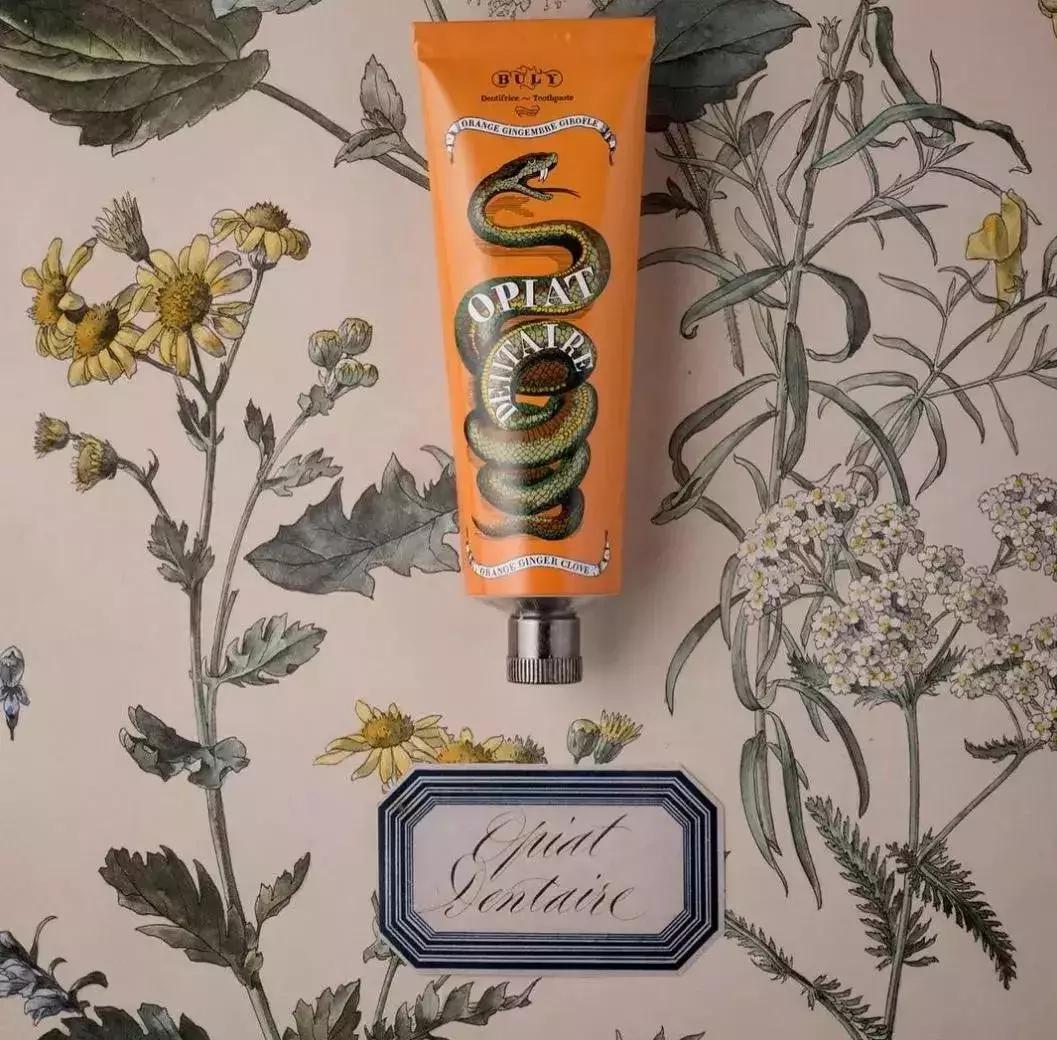 时髦精の恋物癖：易拉罐香水、玳瑁牙刷、“爱马仕”香氛...