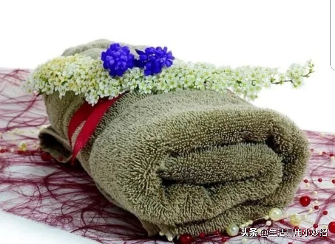 毛巾发黄怎么让它洁白如新,如何洗白毛巾洁白如新
