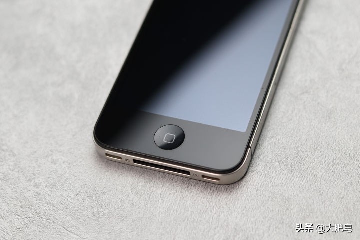 过去的iphone4s现在依旧经典吗,怀旧向