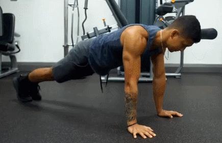 手臂肌肉分布图前锯肌,前锯肌劳损会导致手臂酸痛吗