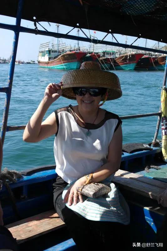 海南南湾猴岛上的猴子,海南著名的南湾猴岛在哪里