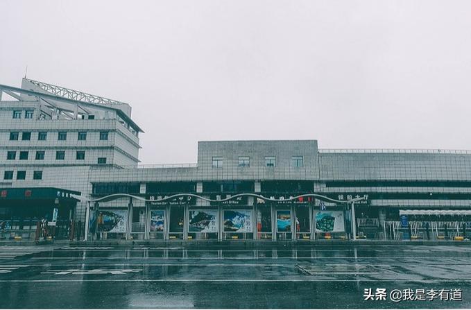 鏋告潪宀涗笢鏂瑰皬甯岃厞,宓婃硹宀涗笢鏂瑰皬甯岃厞