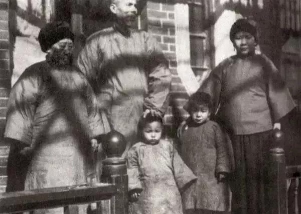 齐白石87岁画的虾背后的故事,齐白石画的虾真的图片及简介