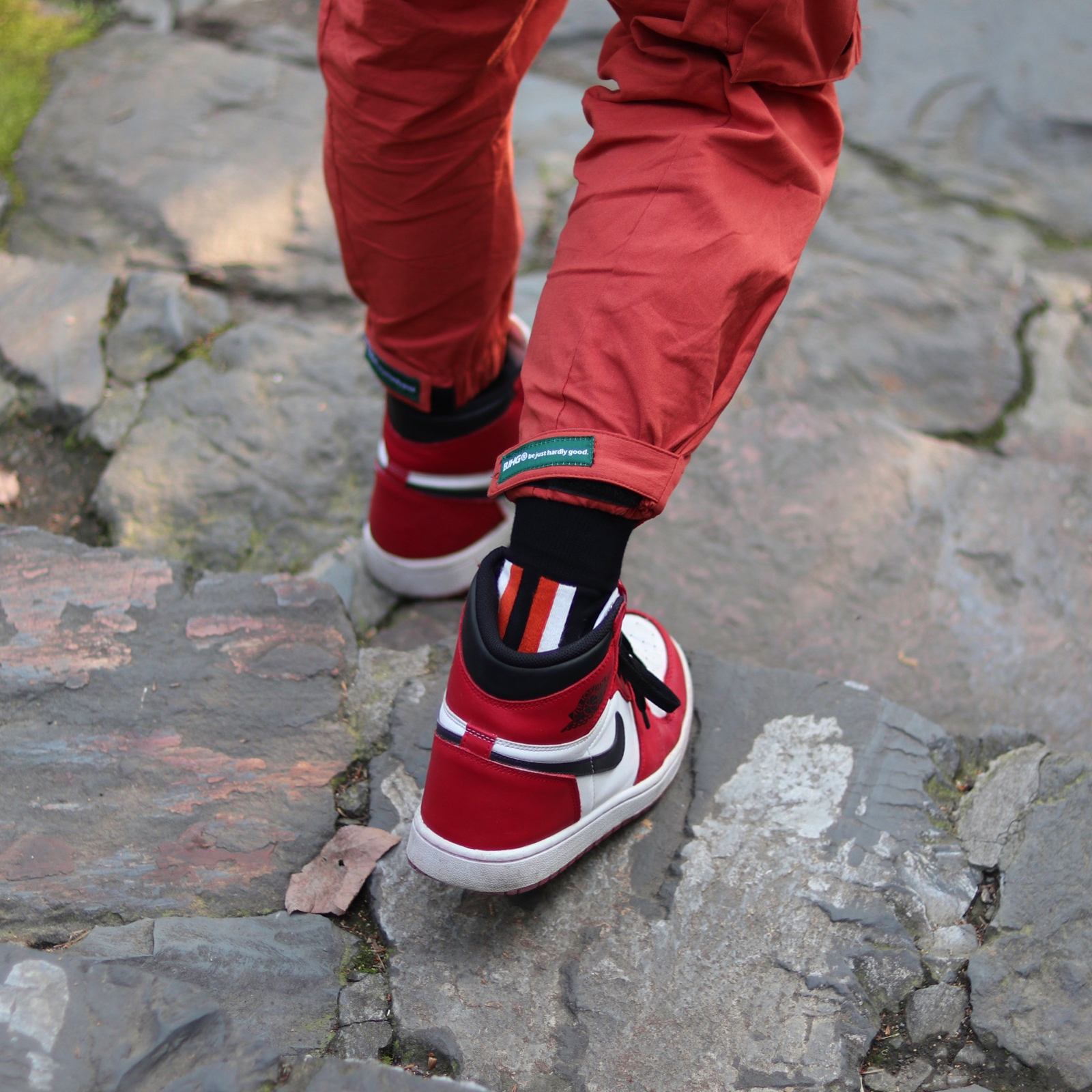 袜子180g有多厚,100块一双的袜子真的值得买吗