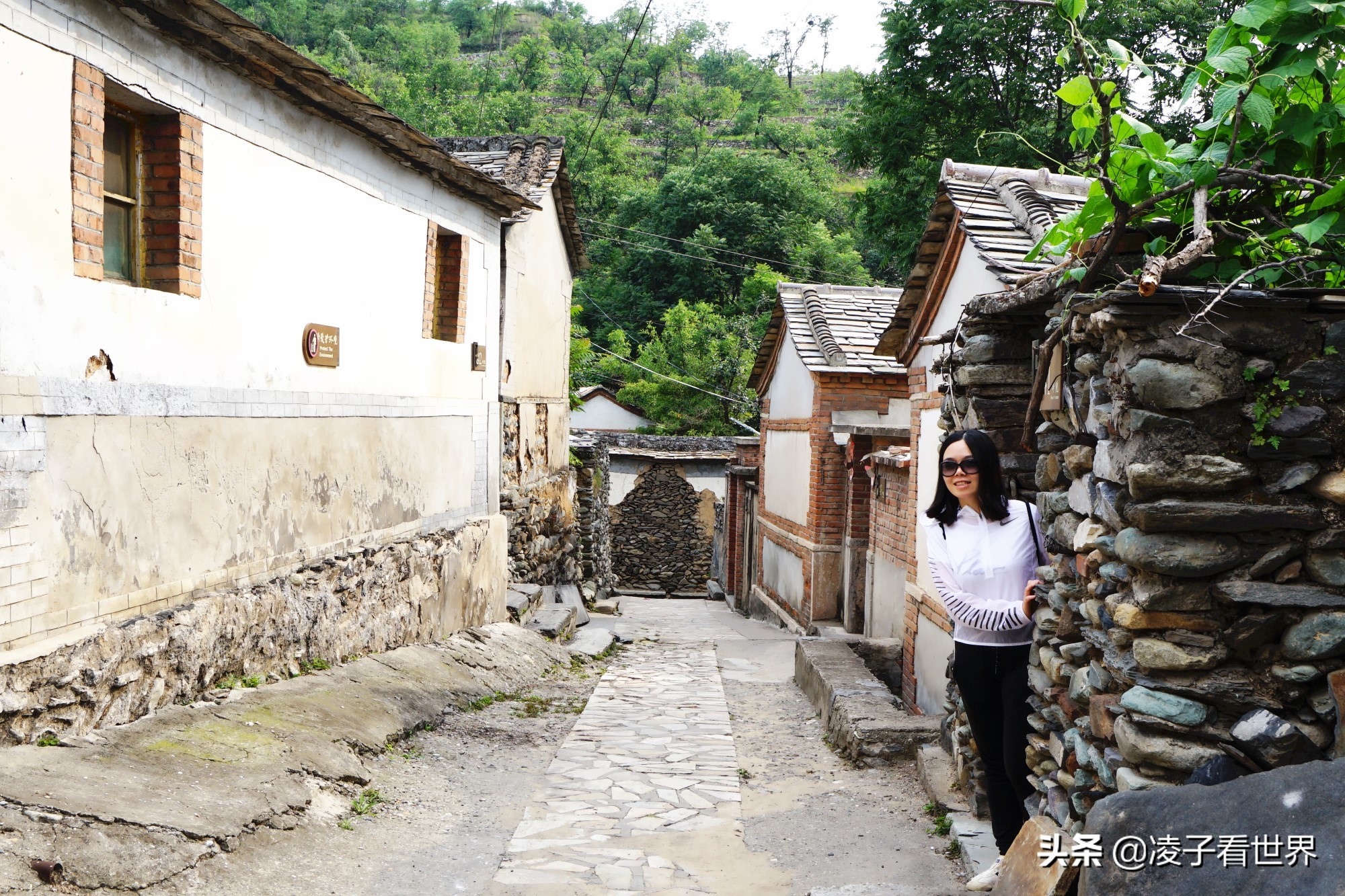 逃离北京40度高温,房山享受22度清凉,看银狐,逛古街吃铁锅炖