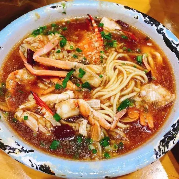 错过了六月的荷花别错过七月,错过了中秋千万别错过国庆