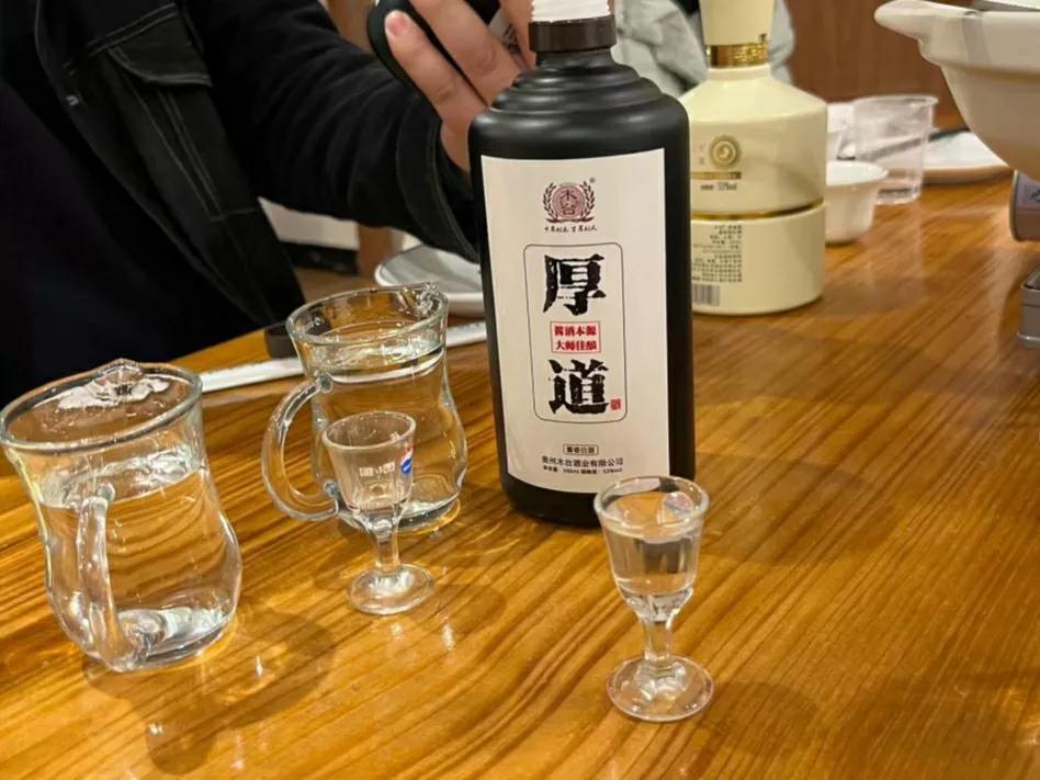 东北十大酒品牌,东北42度纯粮酒价格表