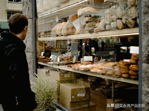 超级产品：做健康轻食，玩转错位竞争，它成为全美最大面包连锁店